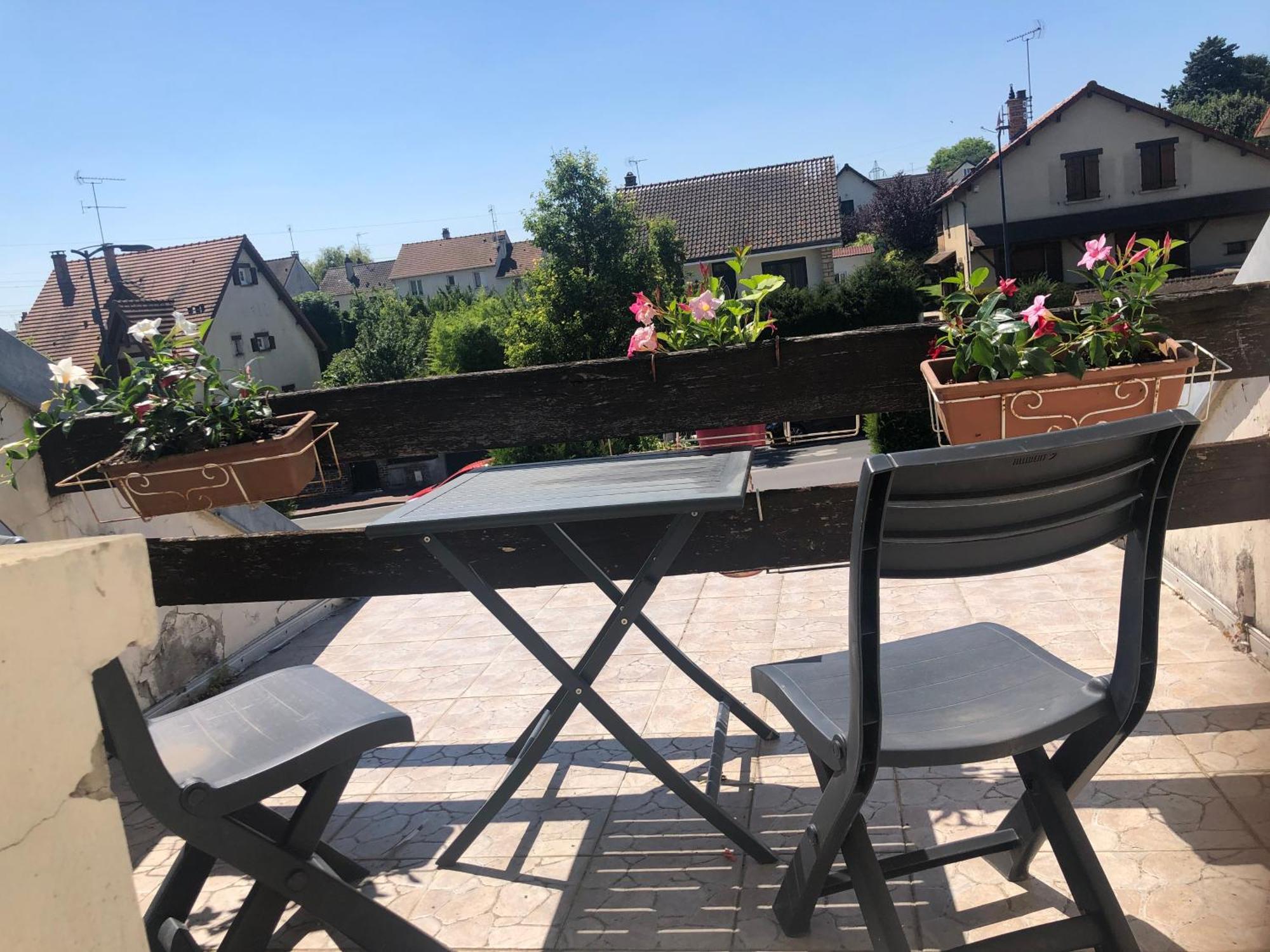 Chelles - Paris - Disneyland Marne La Vallee Εξωτερικό φωτογραφία